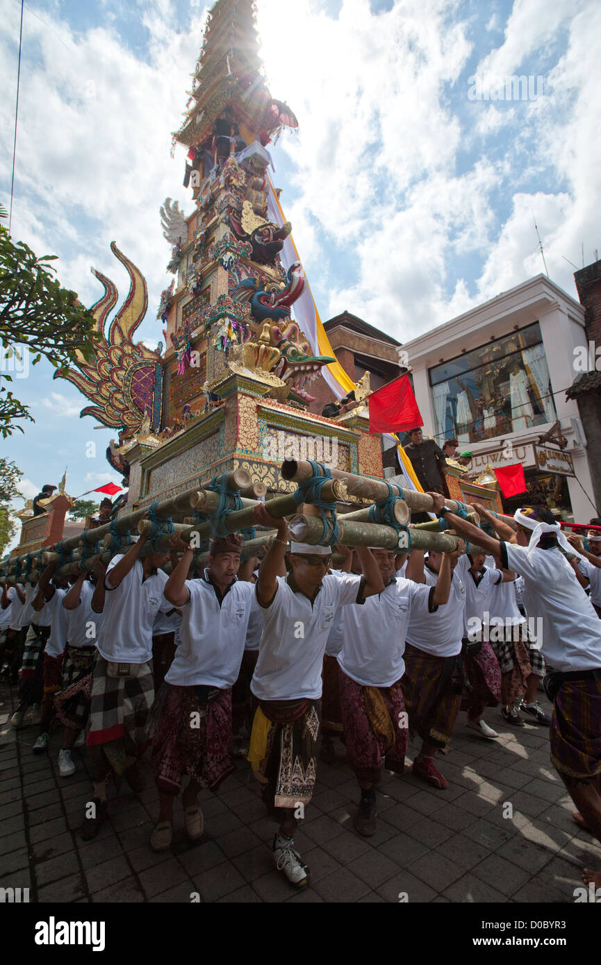A special Hindu event, A Balinese Funeral of the royal family in Ubud