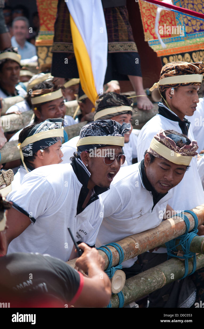 A special Hindu event, A Balinese Funeral of the royal family in Ubud