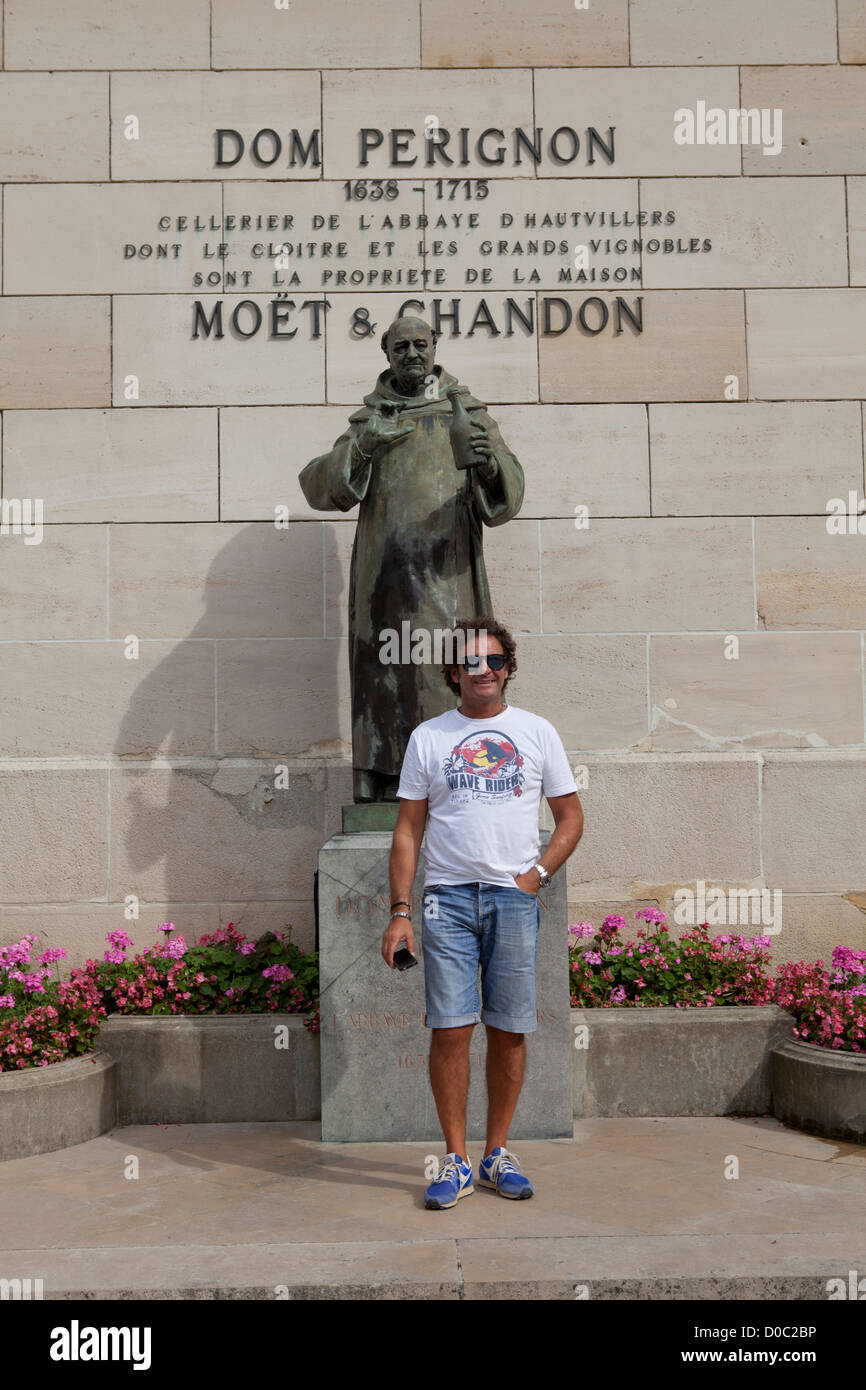 Tourist shot under the Dom Perignon statue at Moet et Chandon Maison de  Champagne, Epernay, France Stock Photo - Alamy