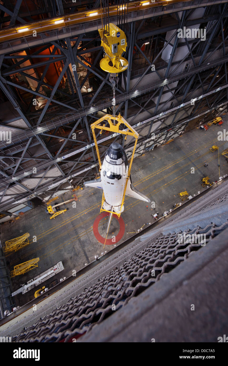 Shuttle Endeavour is lifted mated solid rocket boosters external fuel tank mission STS-134 its 25th last flight penultimate Stock Photo