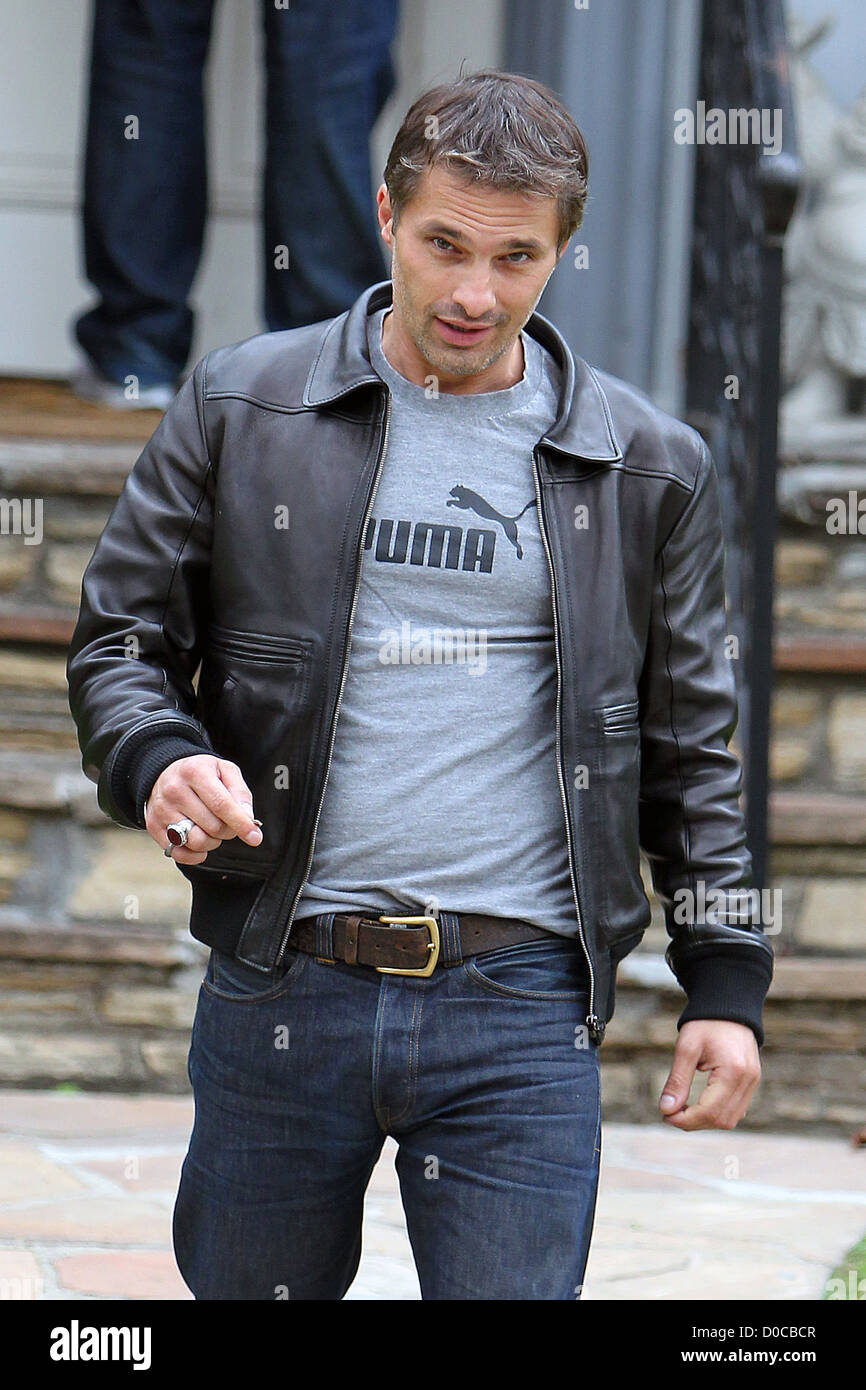 Olivier Martinez leaves a friends house Los Angeles, California - 15.10.10 Stock Photo