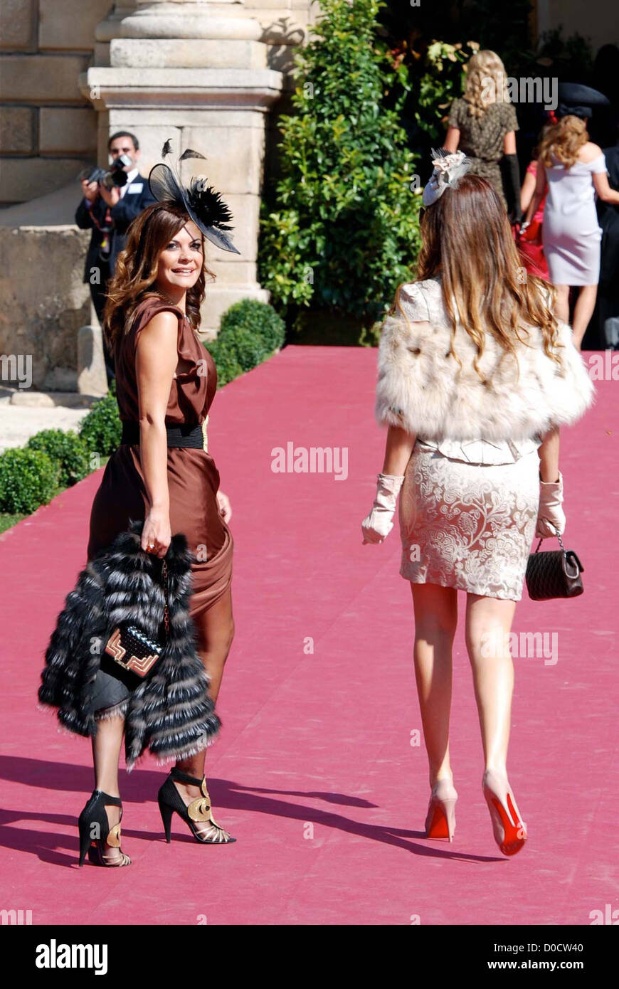 Maria Jose Suarez And Sister Guests Attend The Wedding Of Rafael Medina And Laura Veci At The Tavera Palace Toledo Spain Stock Photo Alamy