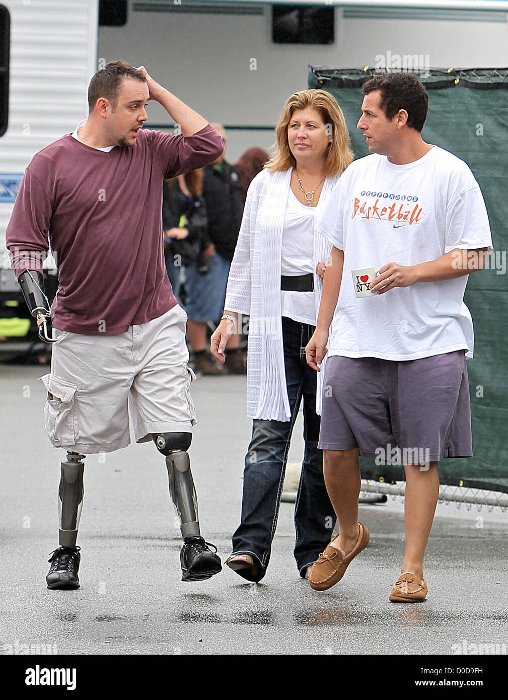 Adam Sandler on the movie set 'Jack and Jill' with an Iraq war veteran  competition winner to see the filming on location Stock Photo - Alamy