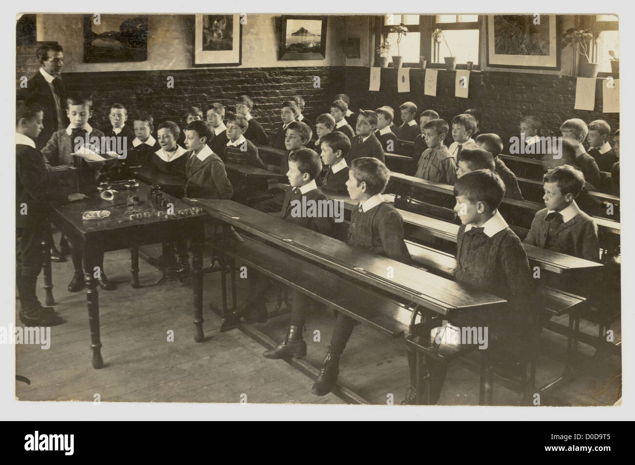 Victorian school children desk hi-res stock photography and images - Alamy
