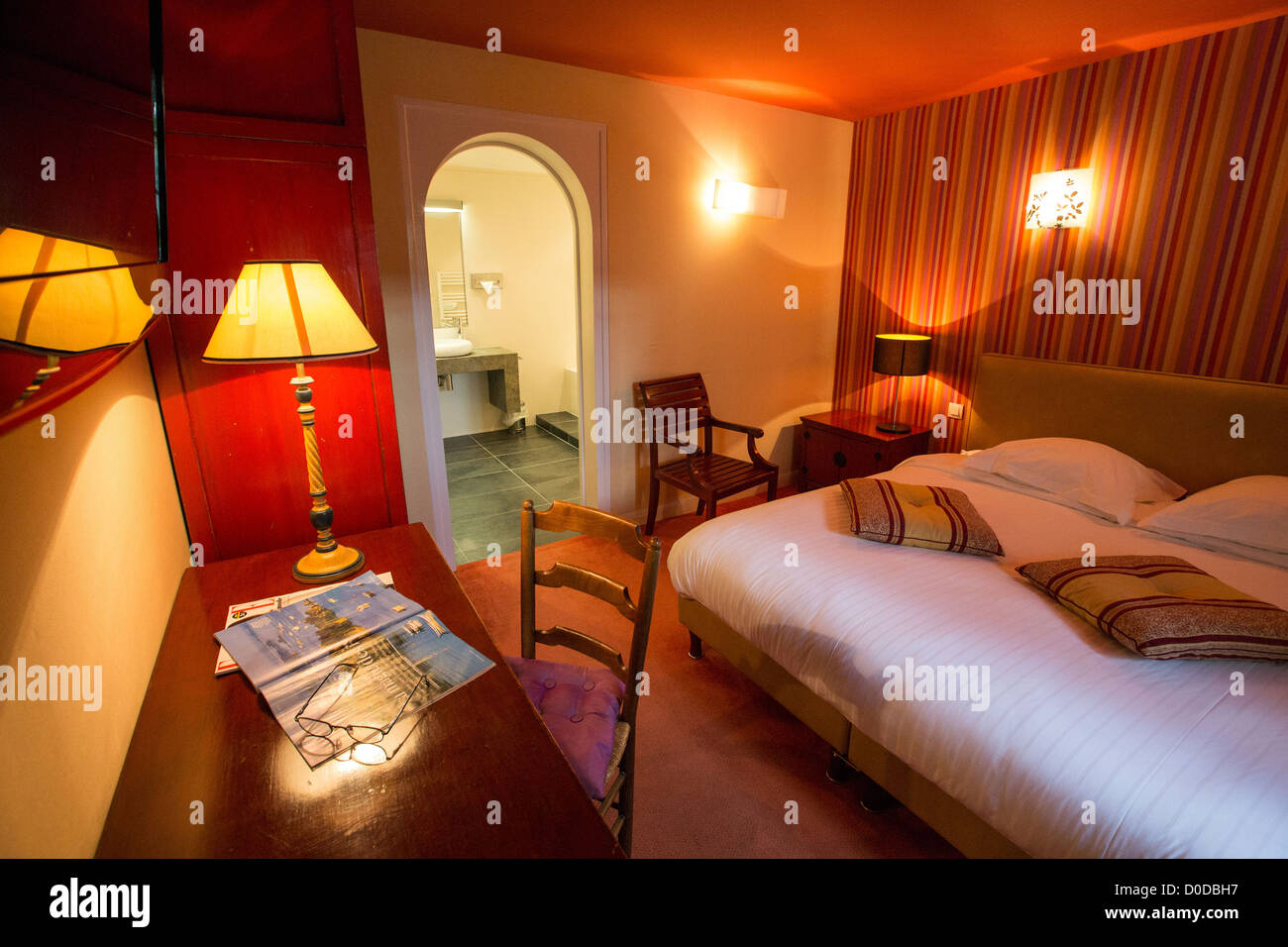 HOTEL-RESTAURANT LE FAISAN DORE AND LA TABLE DE CATHERINE FONTENAI-SUR-ORNE ORNE (61) FRANCE Stock Photo