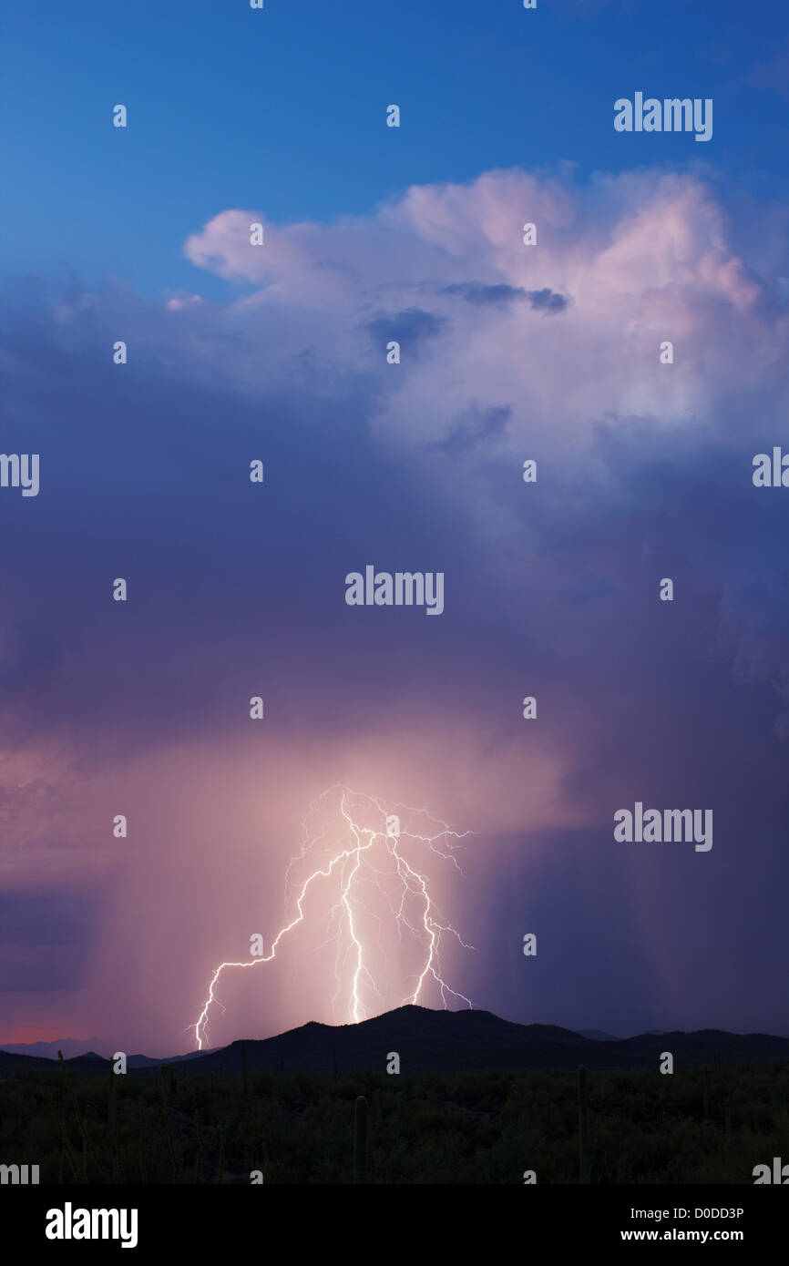 Bolt of lightning hires stock photography and images Alamy