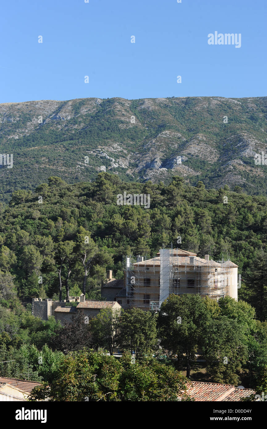 The Vauvenargues castle where famous painter Pablo Picasso is buried, in the foothills of Mont Sainte-Victoire, Provence, France Stock Photo