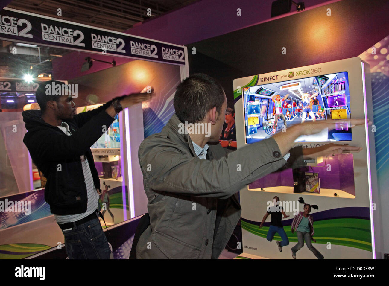 INTERACTIVE DANCE VIDEO GAME DANCE CENTRAL 2 FOR KINECT XBOX 360 PARIS  GAMES WEEK 2011 Stock Photo - Alamy