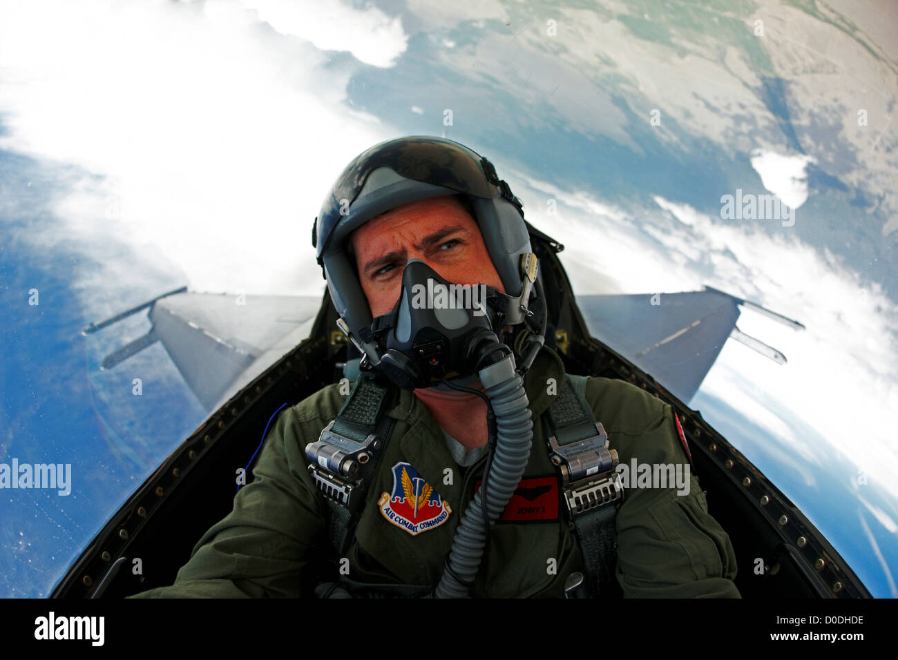 Pilot flying F-16 Fighting Falcon Stock Photo