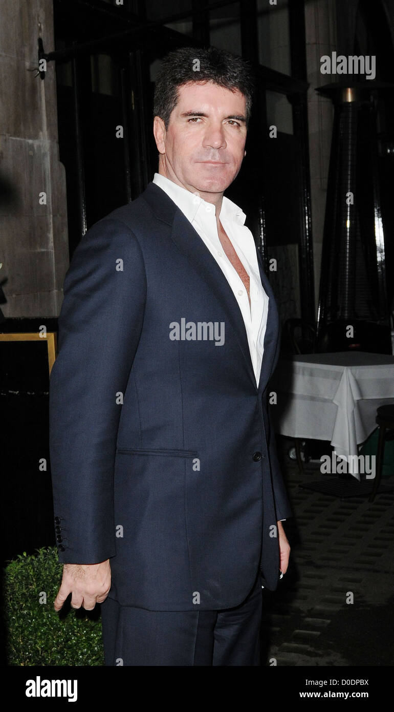 Paparazzi simon cowell hi-res stock photography and images - Alamy