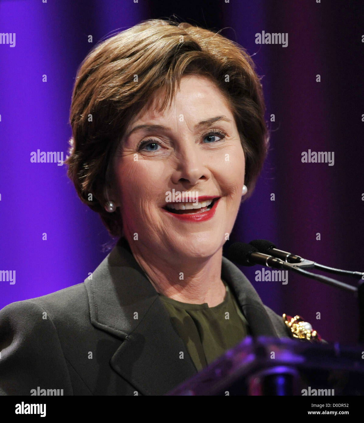 Laura Bush at the 2010 Womens conference held at the Long Beach convention centre Long Beach, California - 26.10.10 Stock Photo