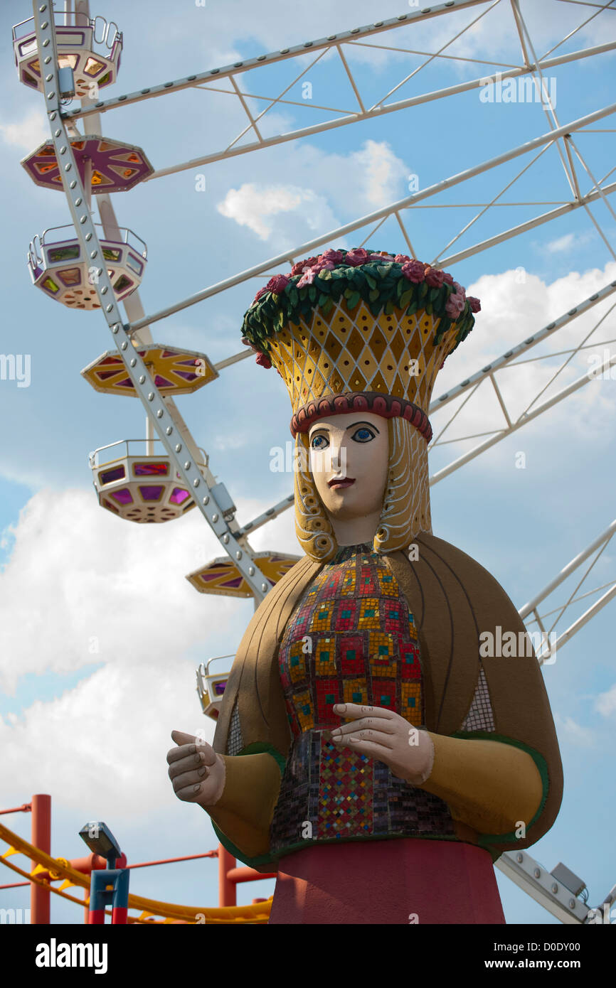 Österreich, Wien II, Prater, Vergnügungspark Wurstelprater, Figur der Fortuna Stock Photo