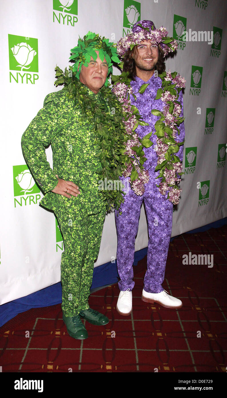 Michael Kors and boyfriend Lance LePere Bette Midler's New York Restoration  Project Benefit Gala 'Hulaween' held at the Stock Photo - Alamy