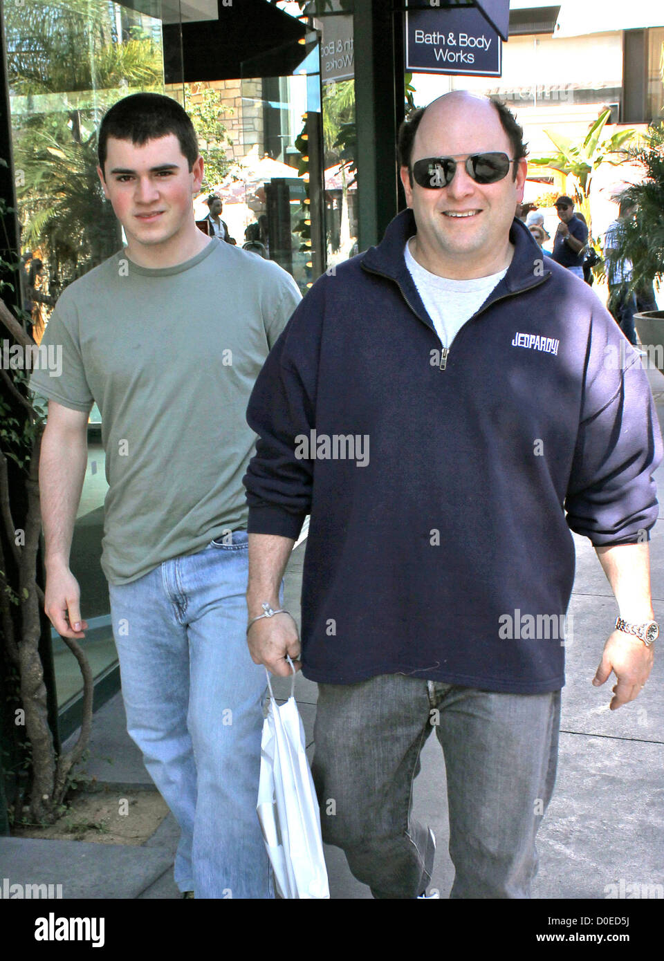 Jason Alexander and his son shopping in West Hollywood Los Angeles, California - 31.10.10 Stock Photo