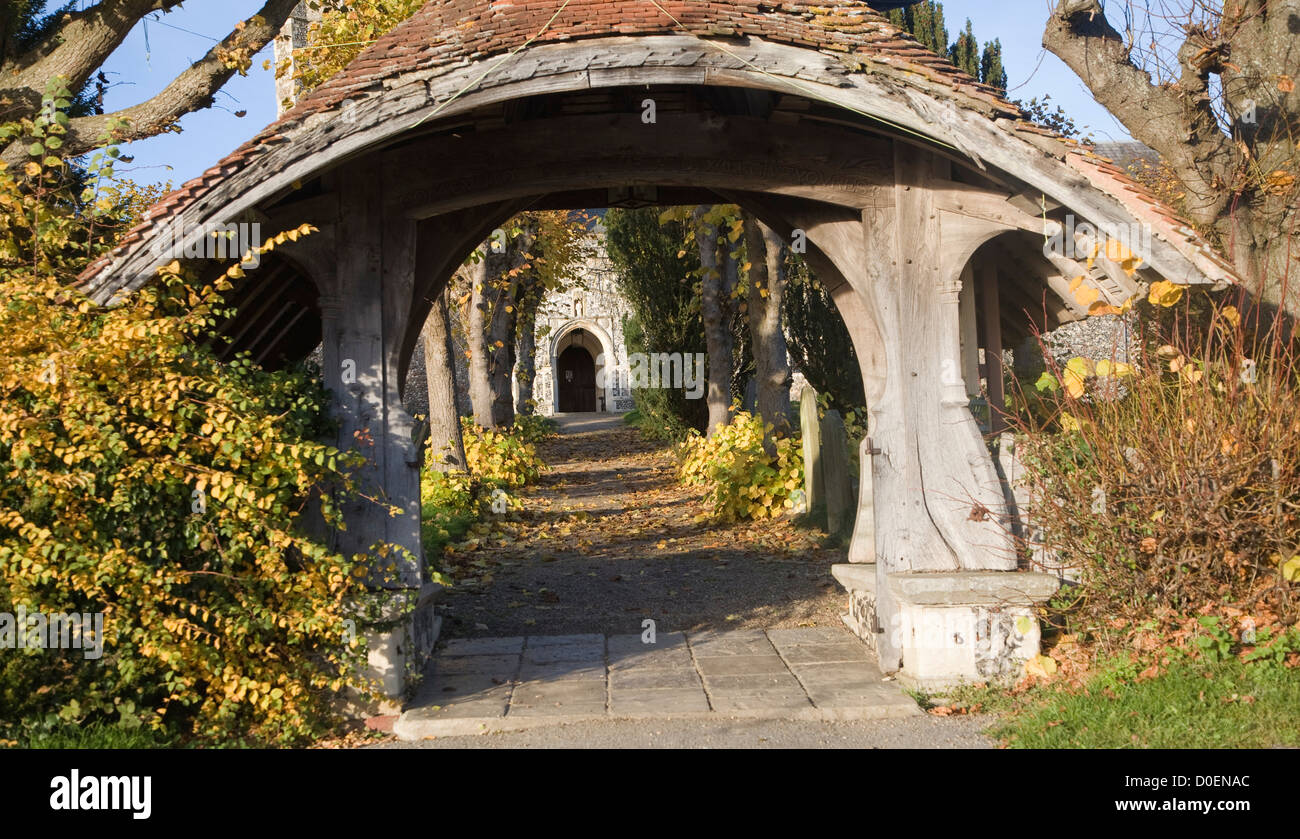 Lychgate Lych Gate Hi res Stock Photography And Images Alamy