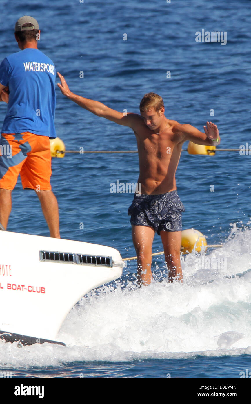 Pierre Casiraghi surfing with friends at the Monte-Carlo Beach club  Monte-Carlo, Monaco - 11.09.10 Stock Photo - Alamy