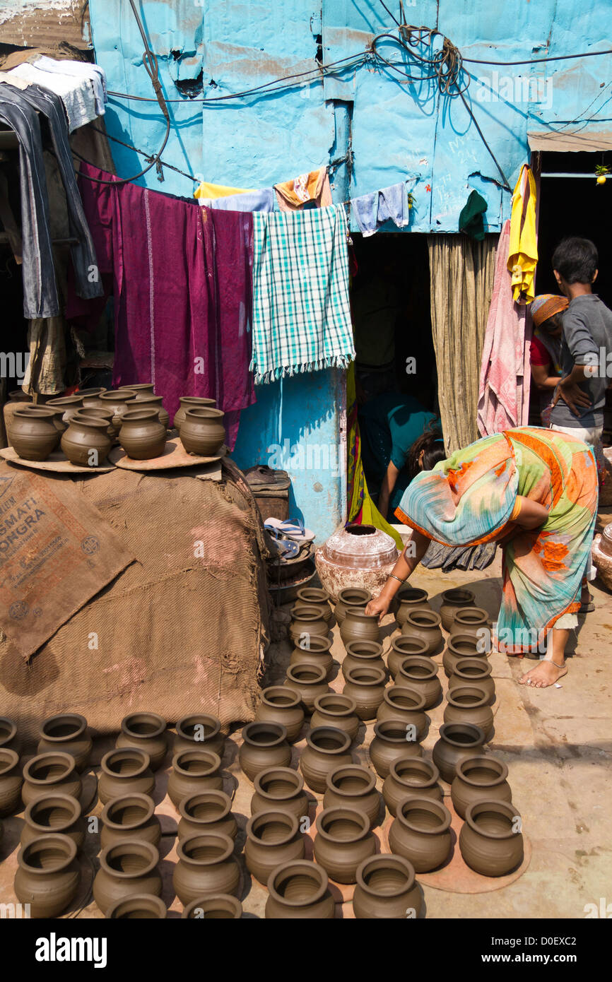 Pottery in the Dharavi Slum in Mumbai, India Stock Photo Alamy