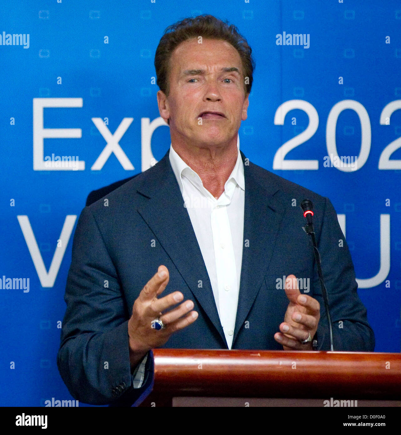 California Governor Arnold Schwarzenegger California Governor Arnold