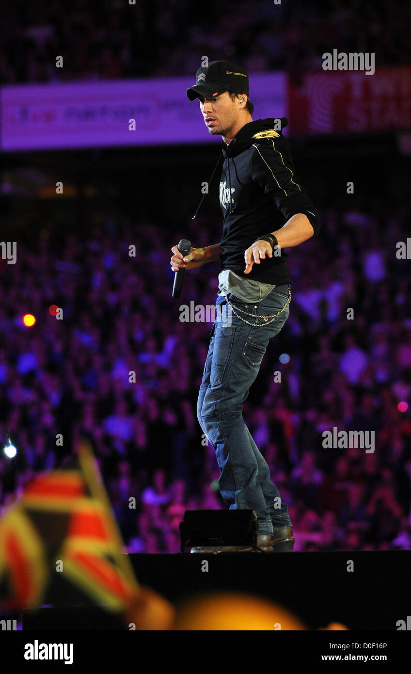 Enrique Iglesias Heroes Concert Held At Twickenham Stadium London England 12 09 10 Stock Photo Alamy