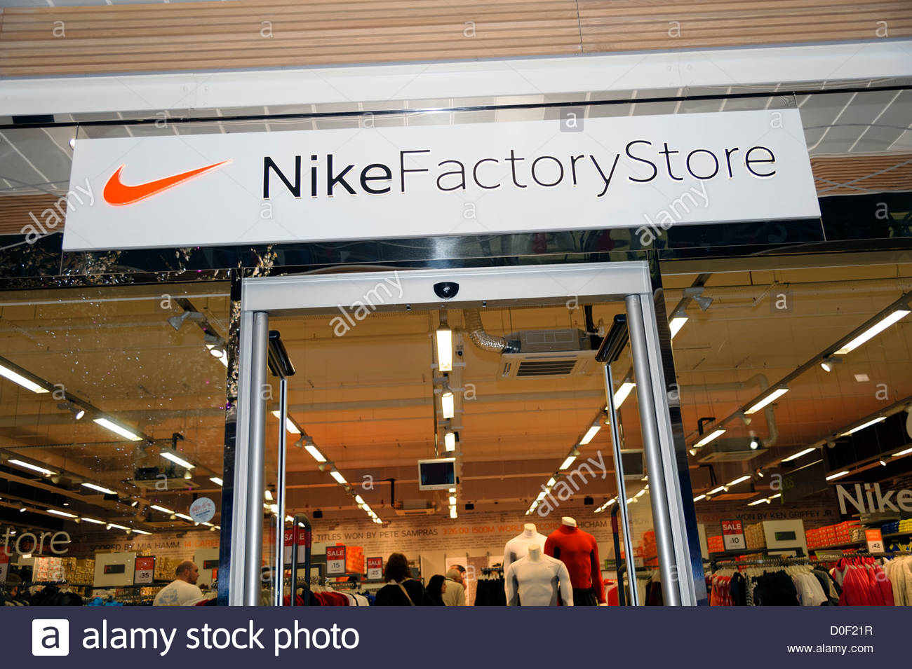 nike outlet england