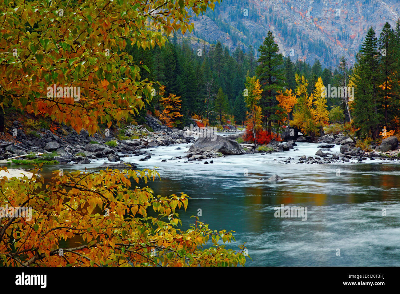 Wenatchee river people hi-res stock photography and images - Alamy
