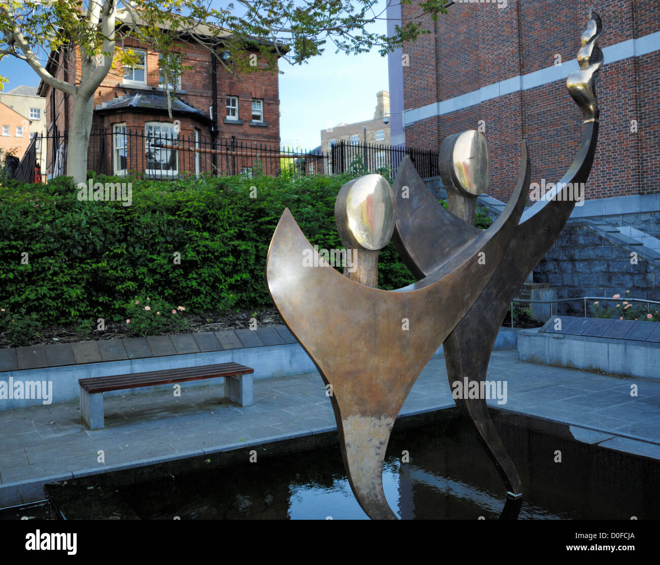 Dublin sculpture hires stock photography and images Alamy