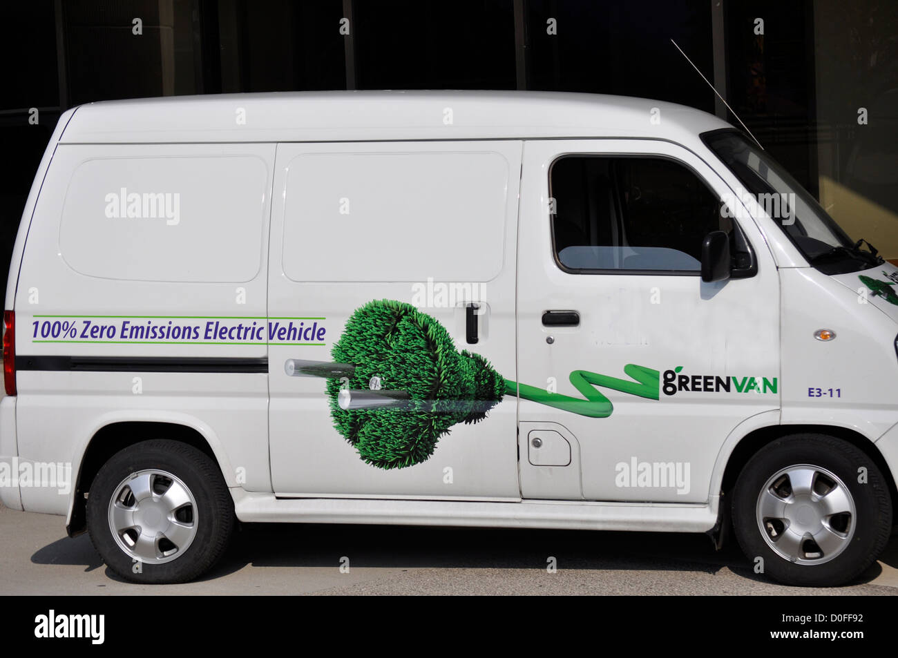 Green Van 100 percent zero emissions electric vehicle Stock Photo Alamy