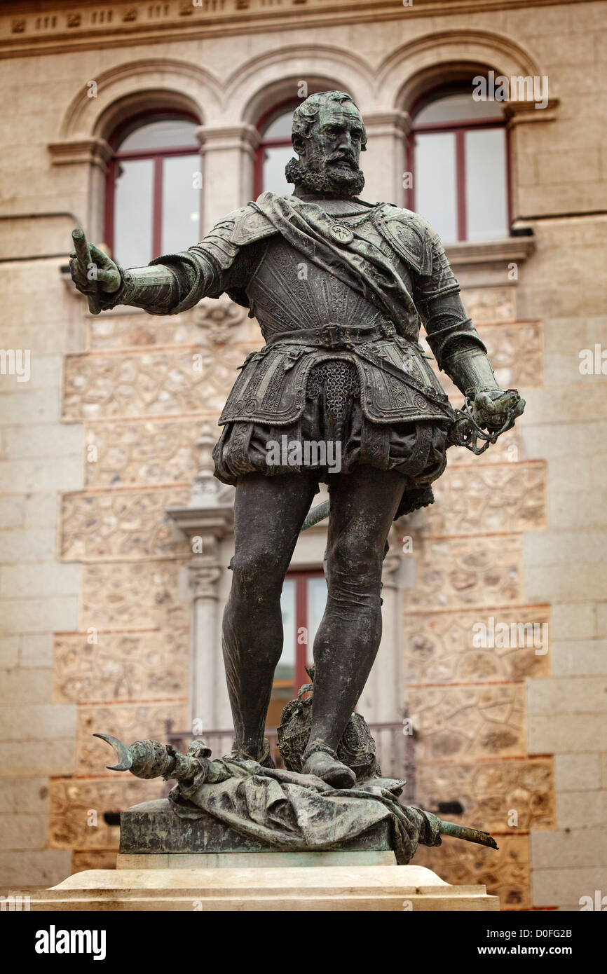 Alvaro de Bazan Sculpture Plaza de La Villa Madrid Spain Escultura de
