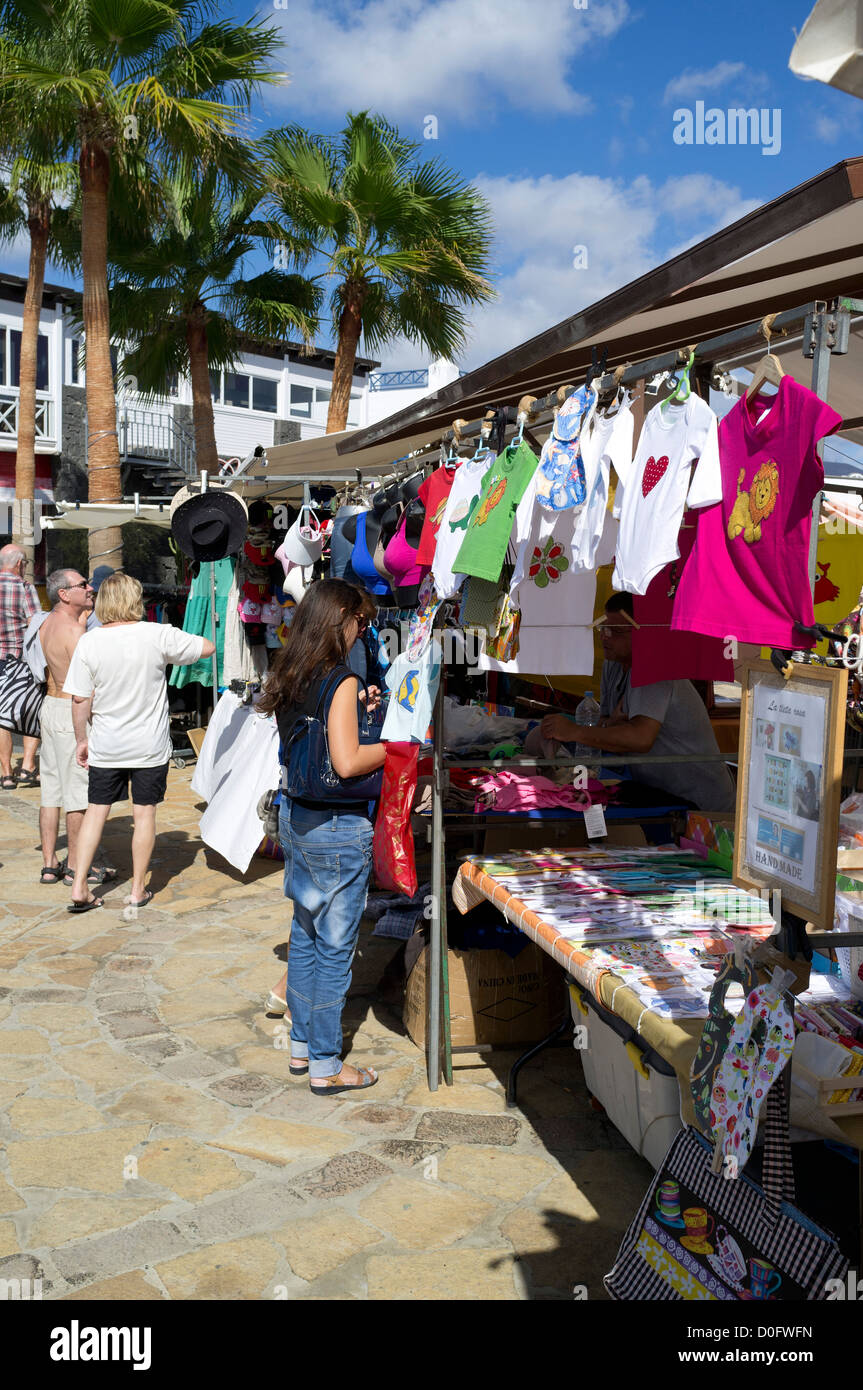 Dh Marina Rubicon Playa Blanca Lanzarote Woman Tourists