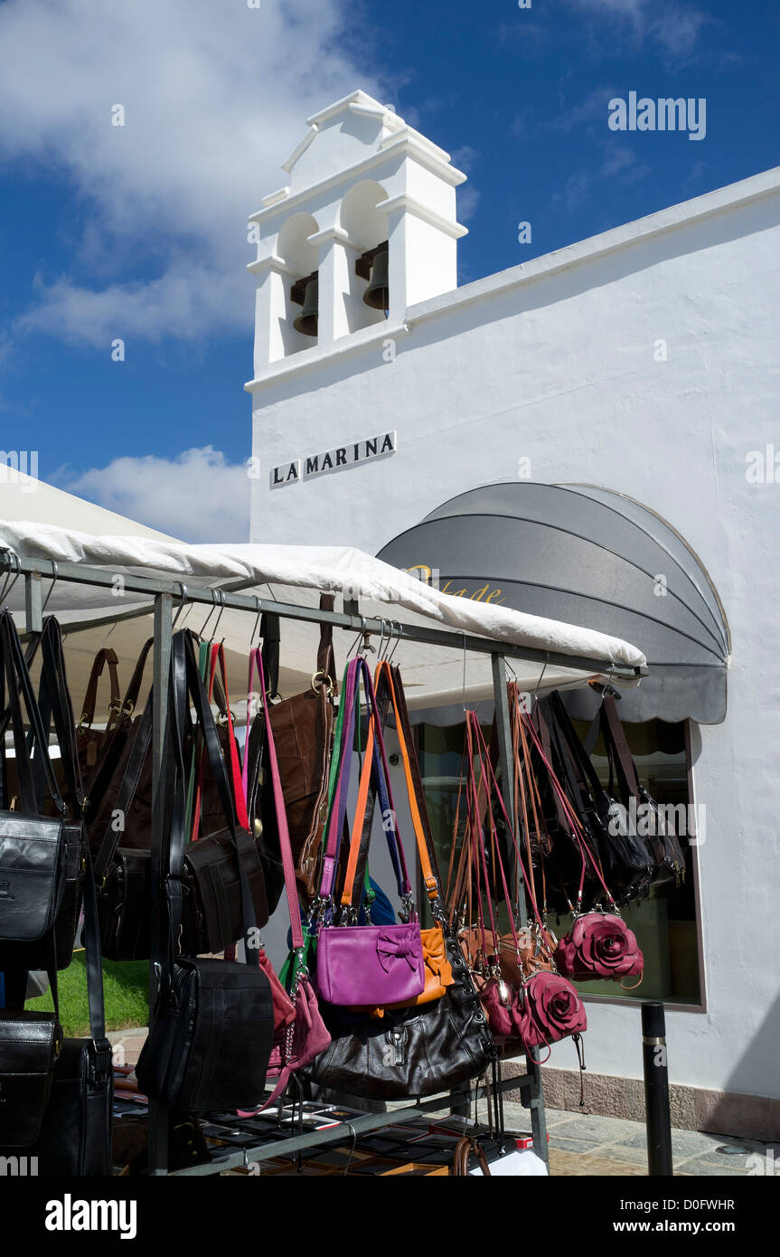 Stall leather handbags hi-res stock photography and images - Alamy
