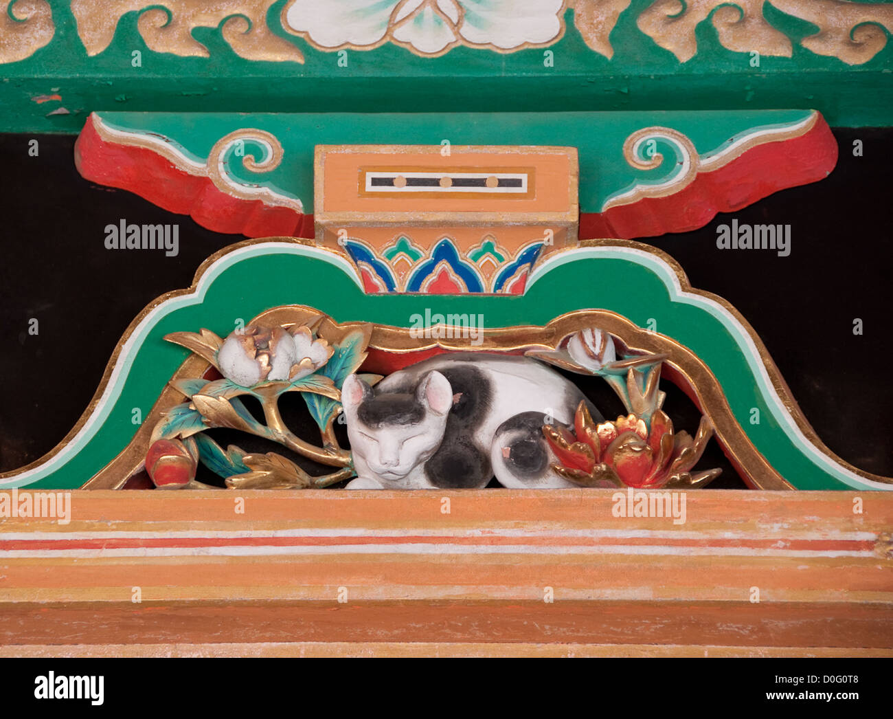 Sleeping cat, carving attributed to Hidari Jingoro, Toshogu, Nikko