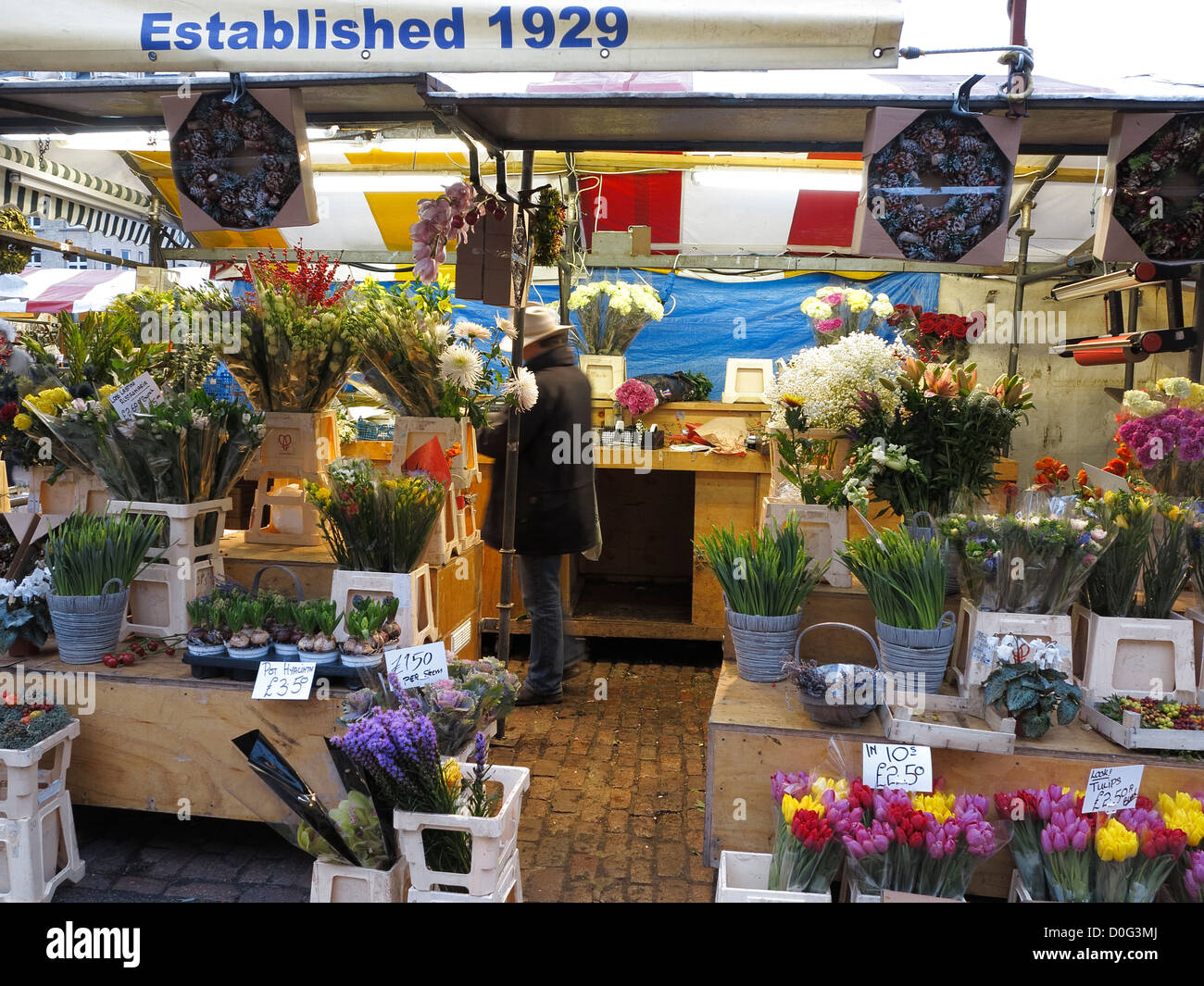 Flower stall on market in Cambridge City centre Stock Photo