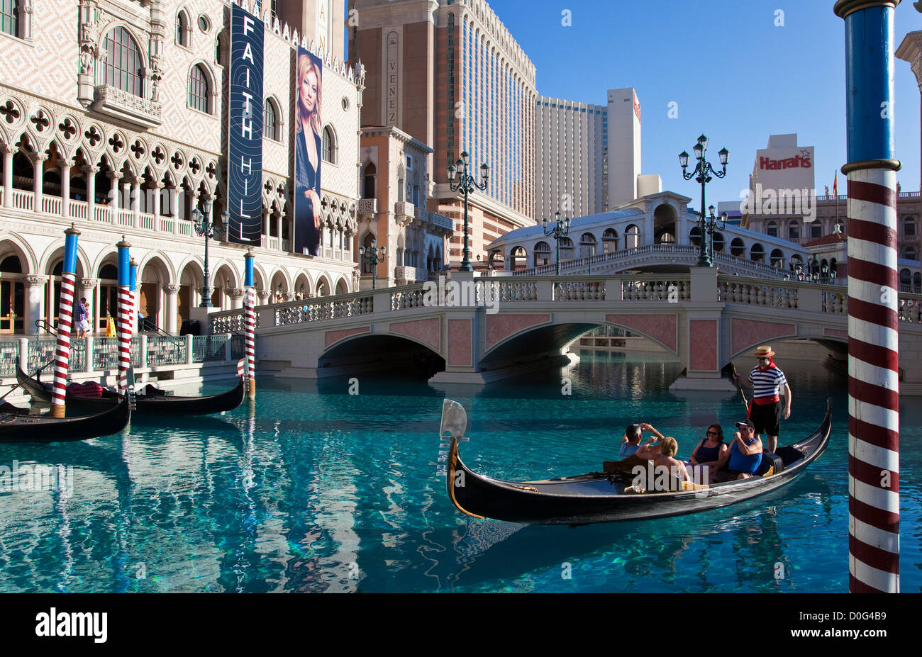 Venetian gondola las vegas hi-res stock photography and images - Alamy