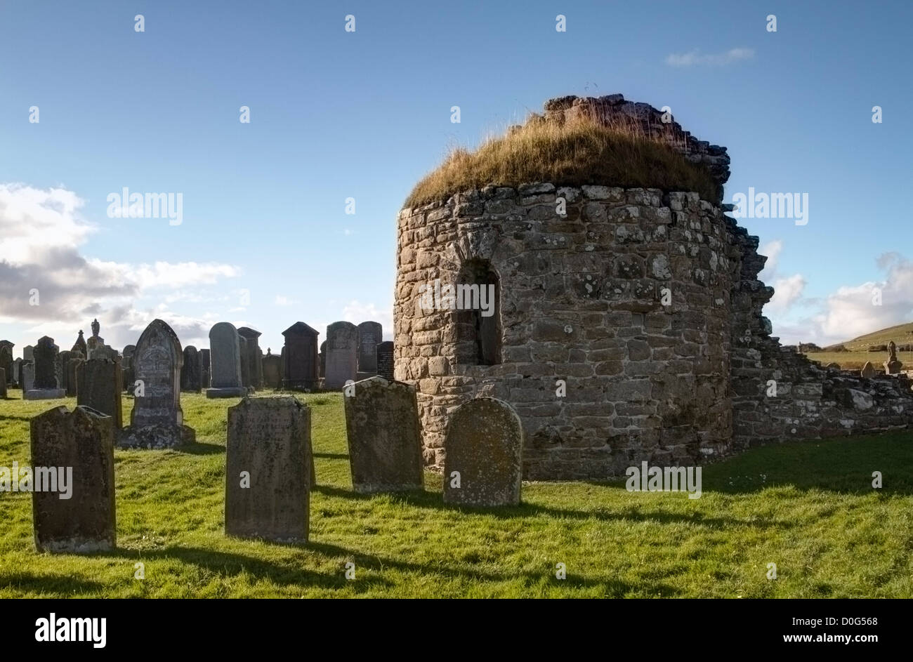 The medieval Orphir Round Church, Orkney.  Only surviving medieval circular church in Scotland. Stock Photo