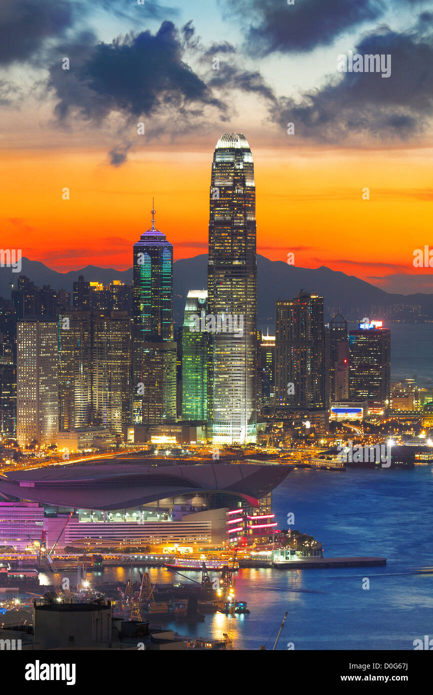 office building at sunset in hong kong Stock Photo - Alamy
