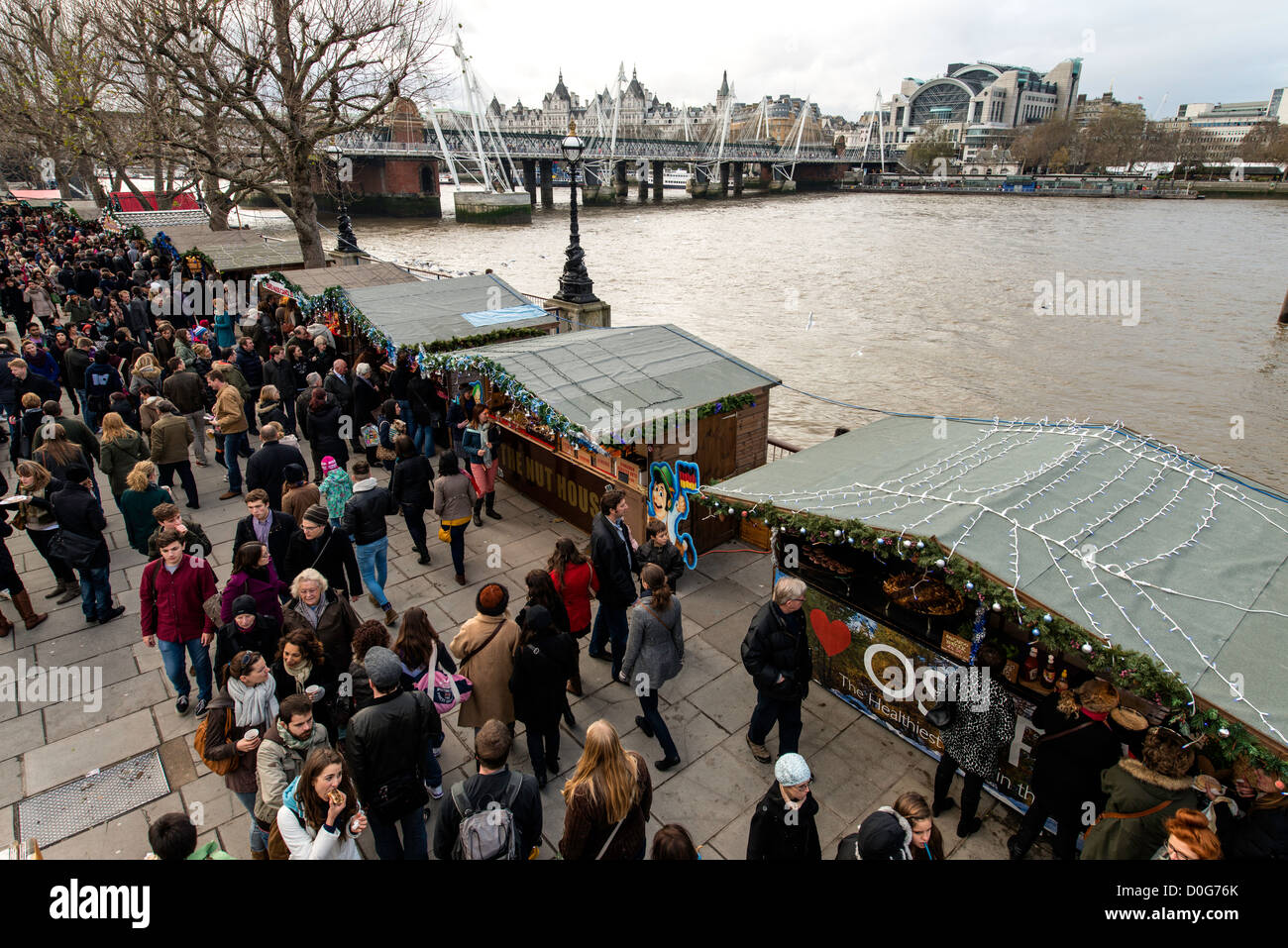 London south bank christmas market stalls hires stock photography and images Alamy