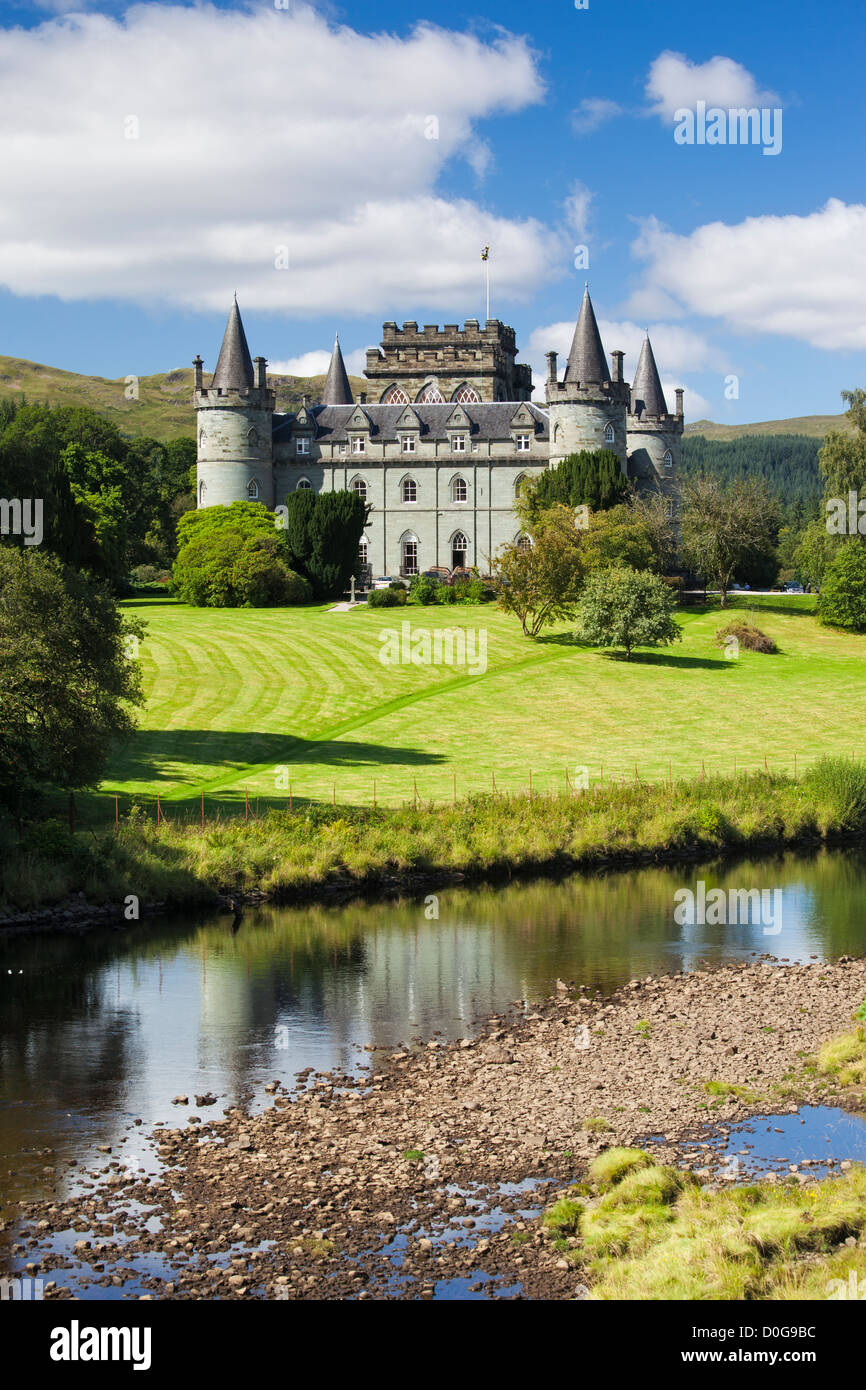 Inveraray Castle, seat of The Duke of Argyll beside Loch Fyne, Inveraray, Argyll and Bute, Scotland, UK Stock Photo