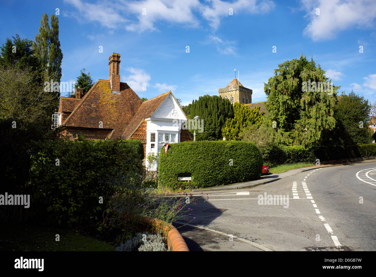 Chocolate box cottage surrey hires stock photography and images Alamy
