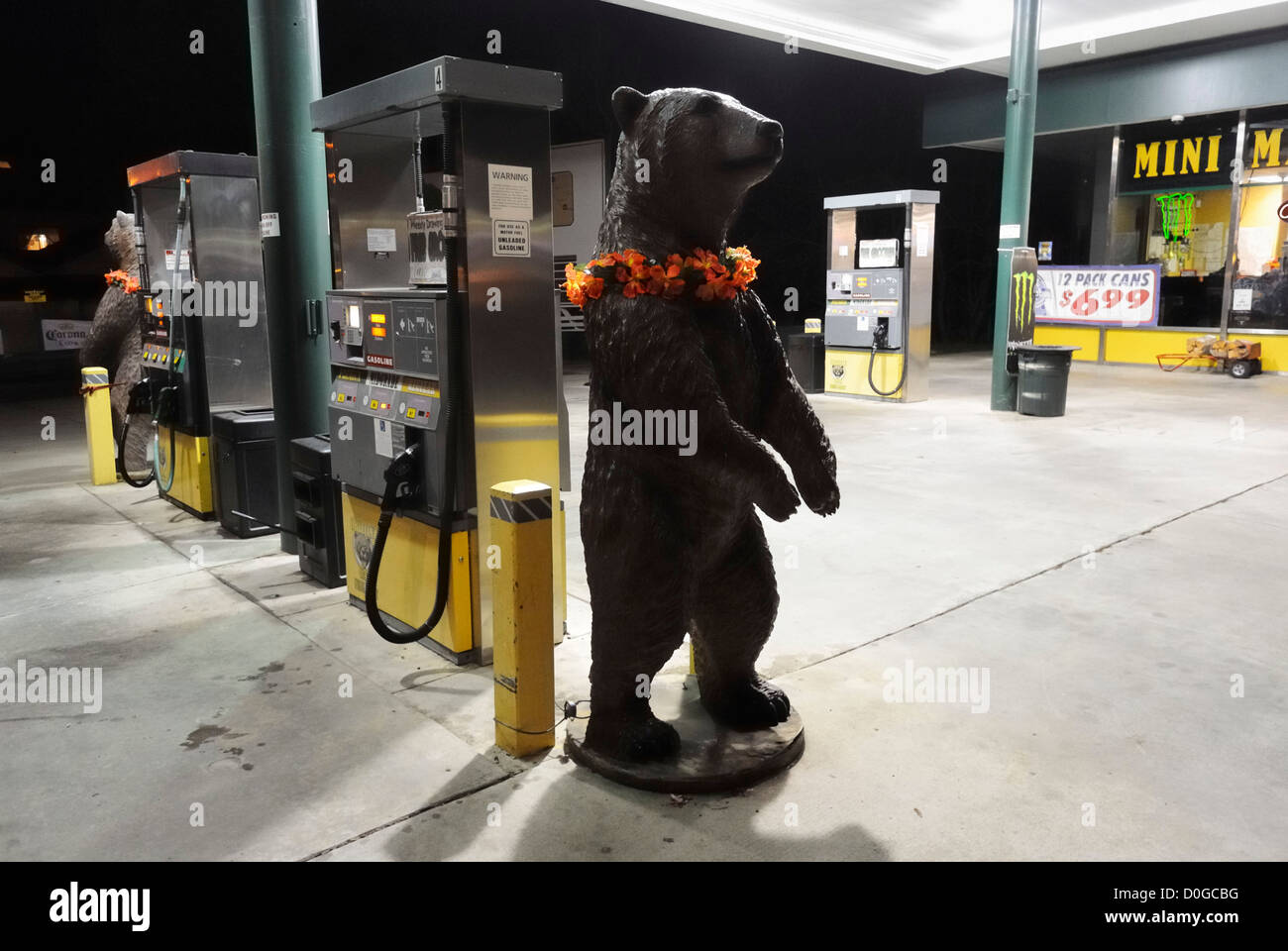 Gas station at the entrance to Yosemite Valley, Mariposa CA Stock Photo