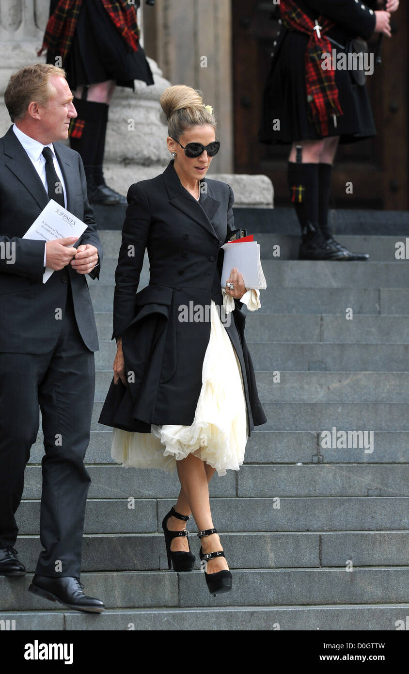 Sarah Jessica Parker: Alexander McQueen Memorial Service!: Photo 2481559, Sarah Jessica Parker Photos