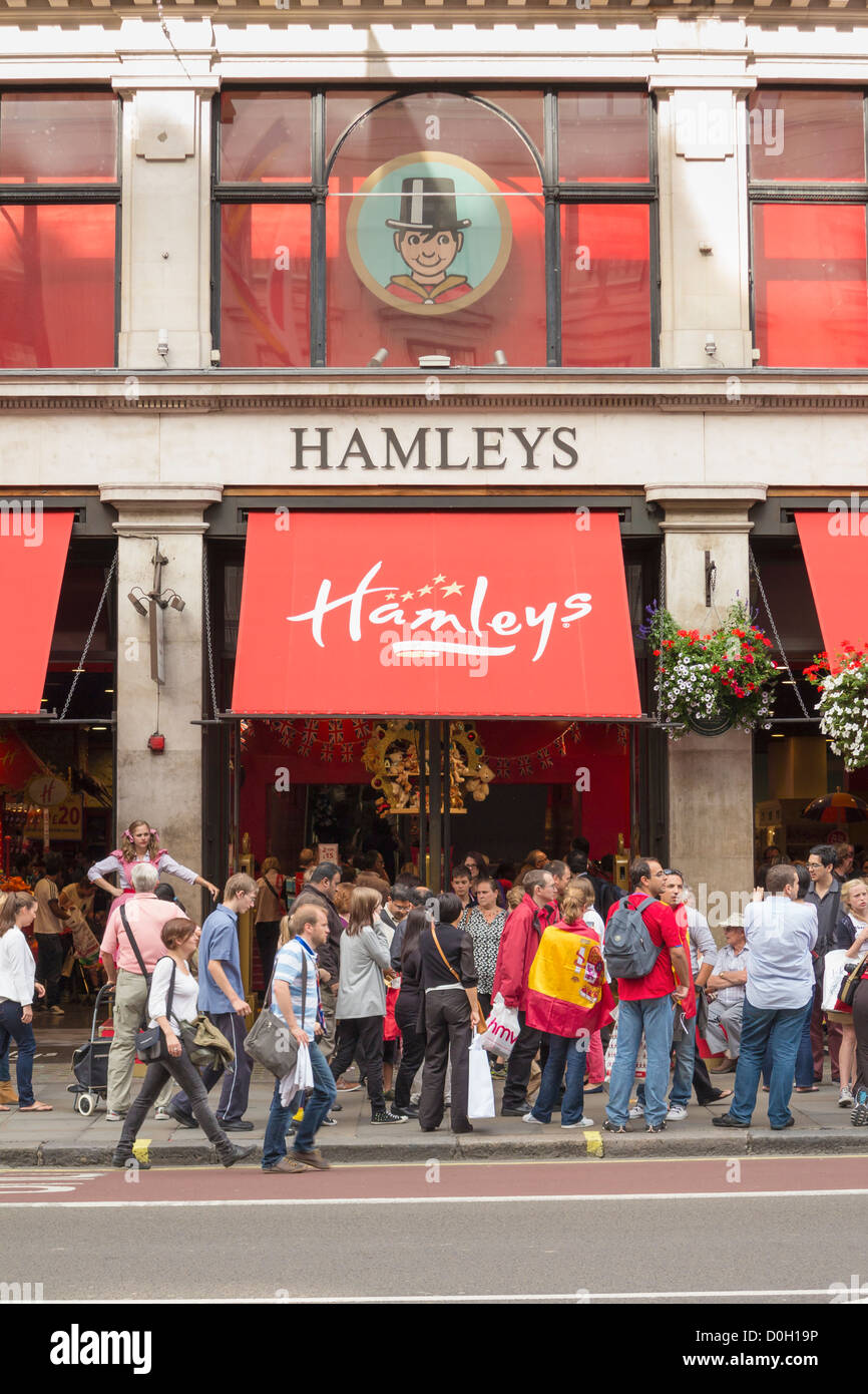 Hamleys of london hi-res stock photography and images - Alamy