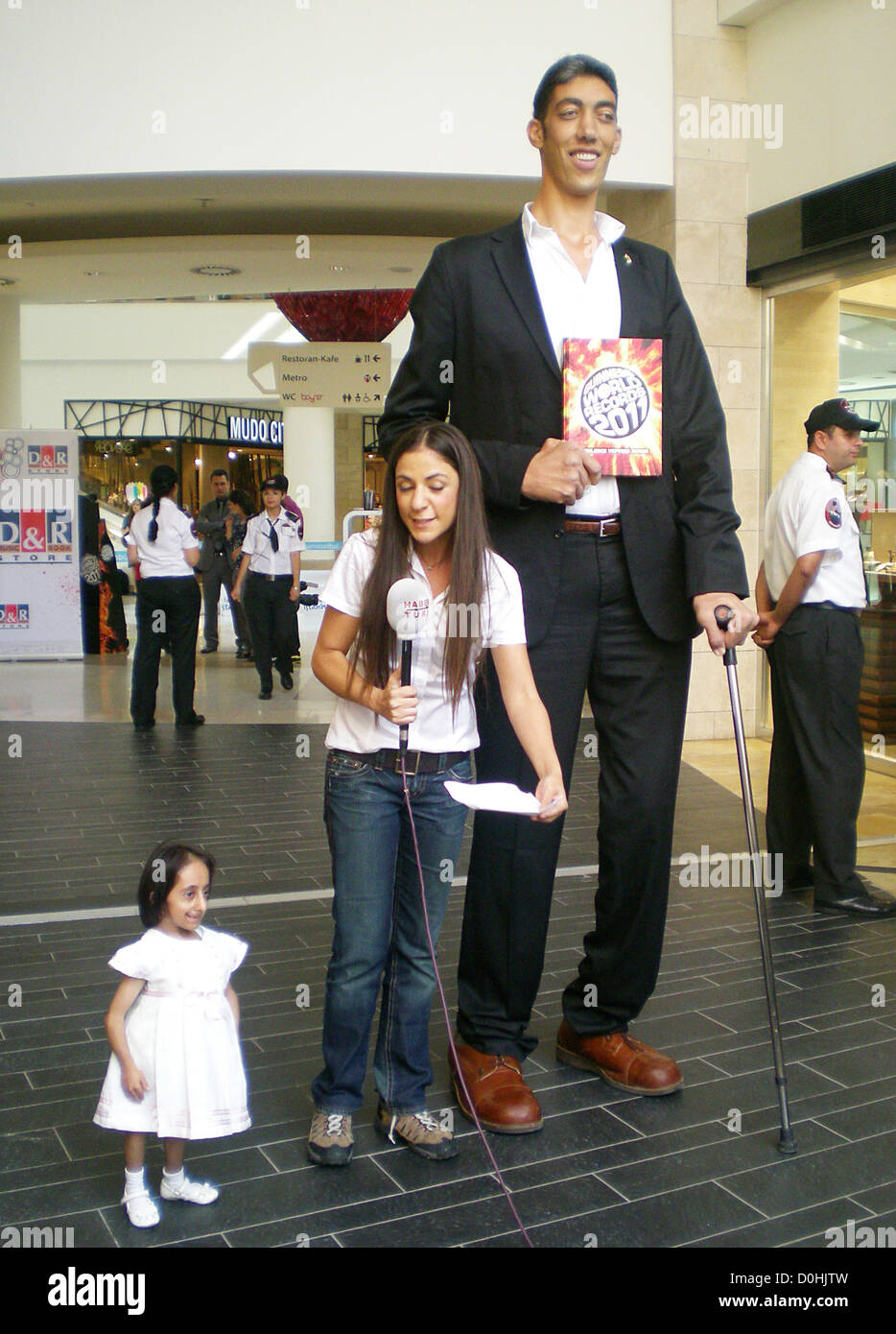the tallest woman and man in the world