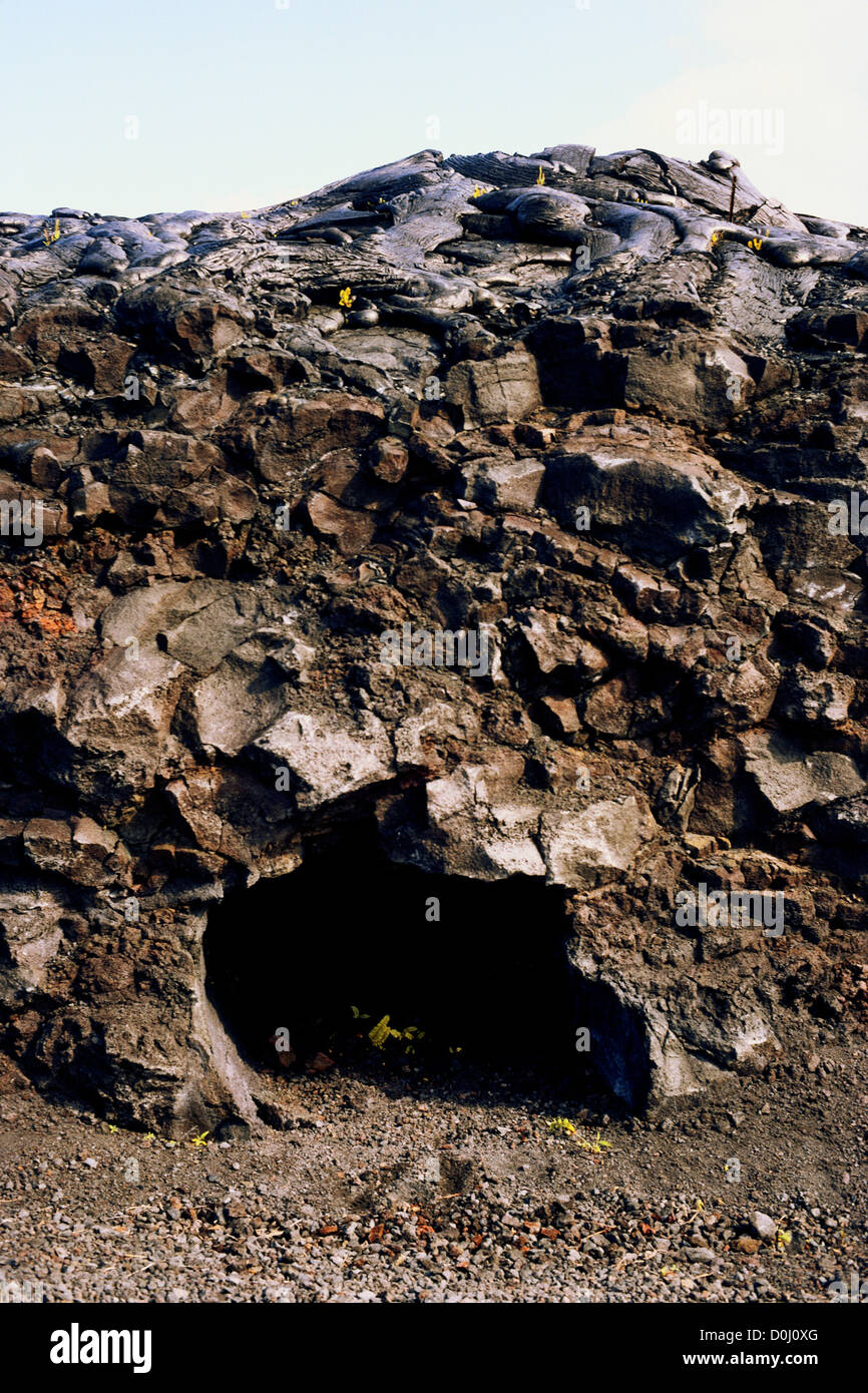 lava-tube-on-kilauea-stock-photo-alamy