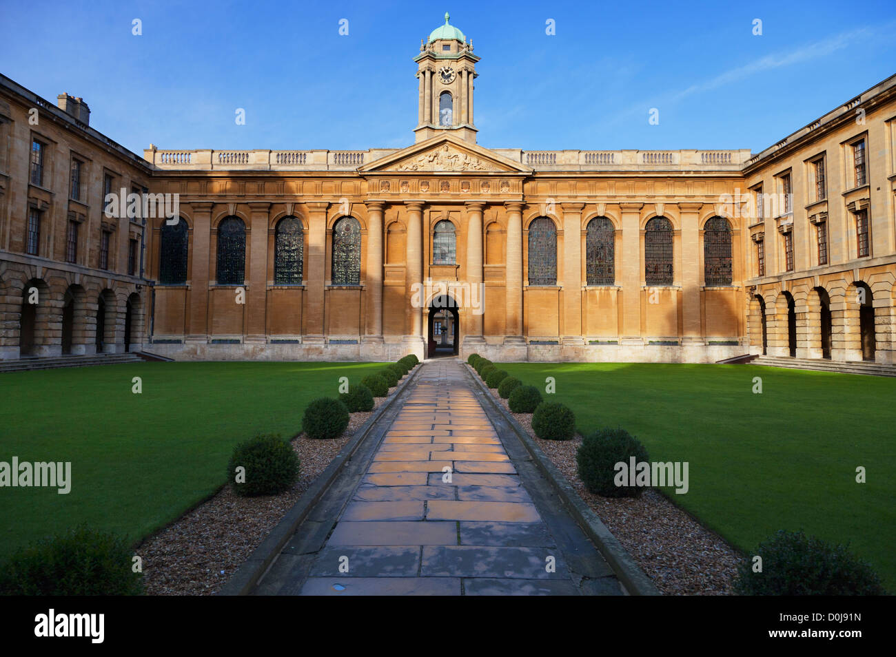 The quadrangle at the Queen's College in Oxford. Stock Photo