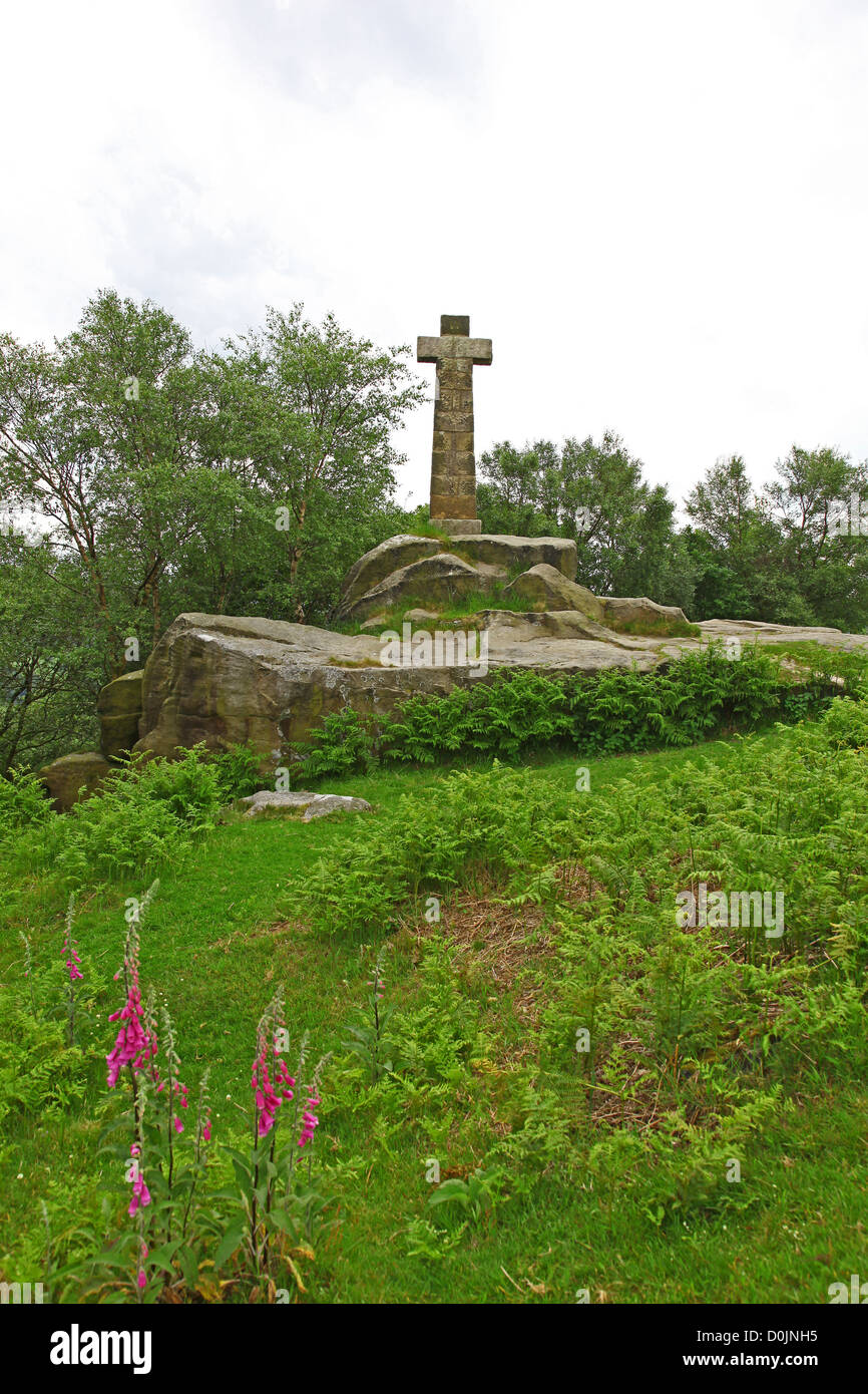 Wellington's monument on Baslow Edge Derbyshire England UK Stock Photo ...