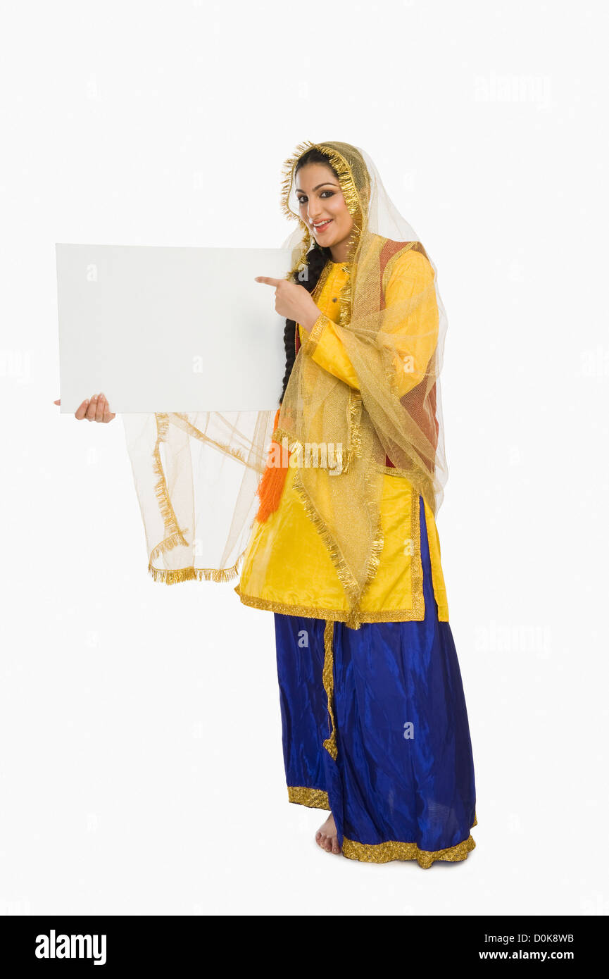 Punjabi traditional dress female deals