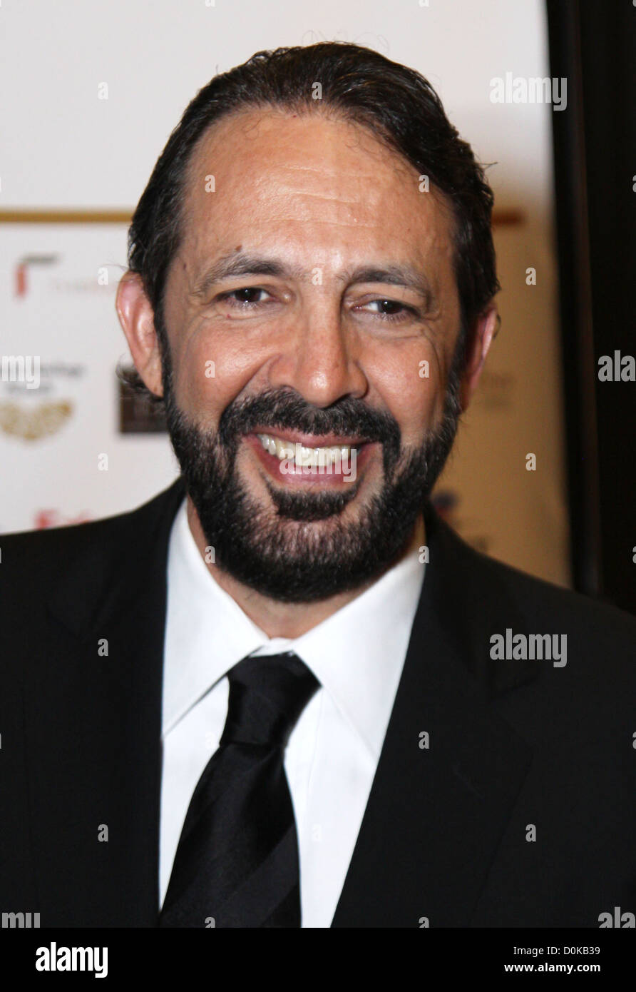 arts: Juan Luis Guerra The 24th Annual Hispanic Heritage Awards held at the Eisenhower Theater at the John F Kennedy Center Stock Photo
