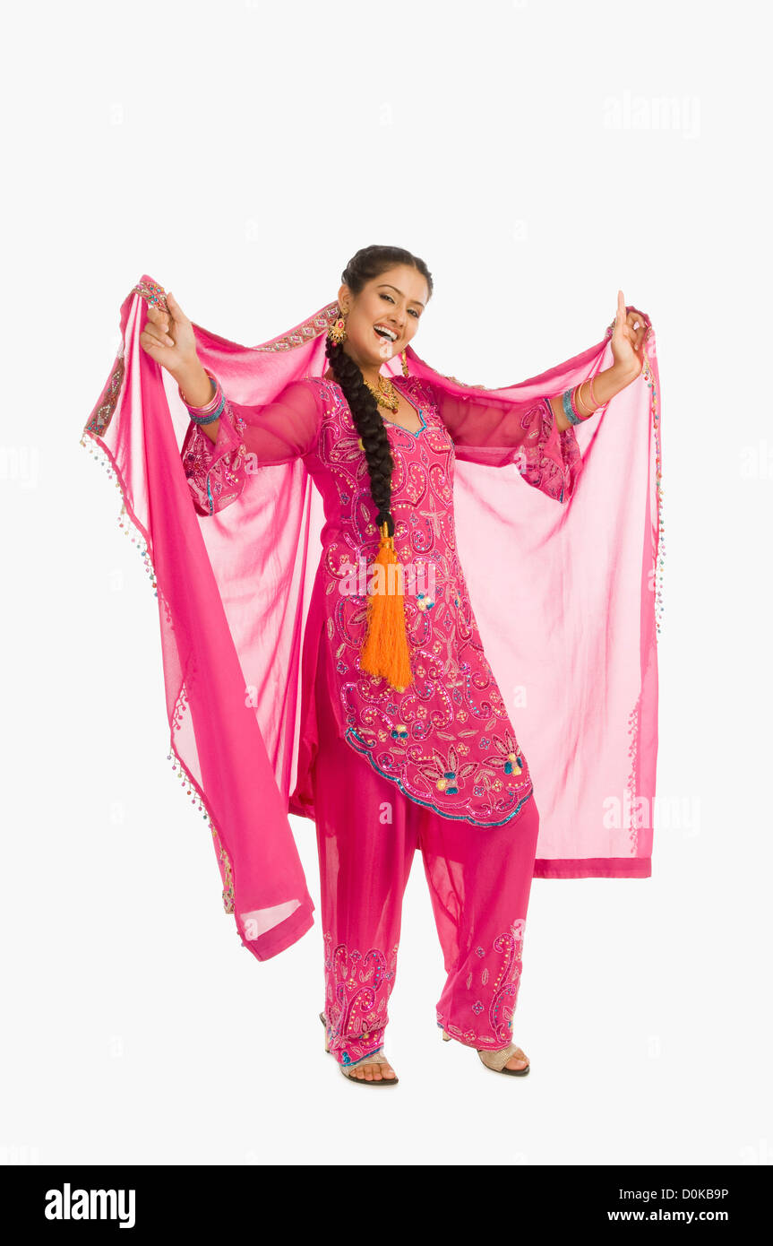 Portrait of a woman dancing in salwar kameez Stock Photo Alamy — free download