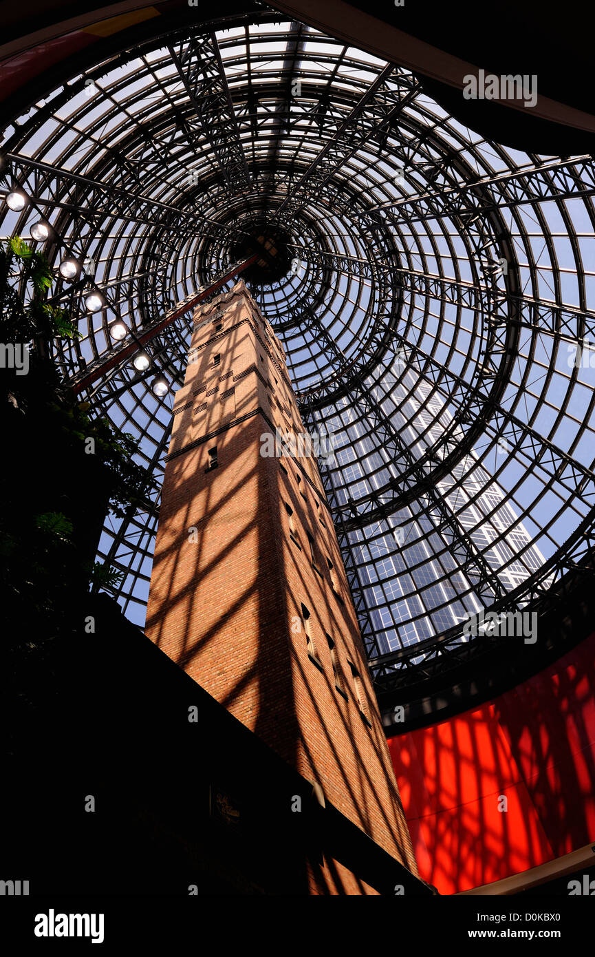 50 meter high tower hi-res stock photography and images - Alamy