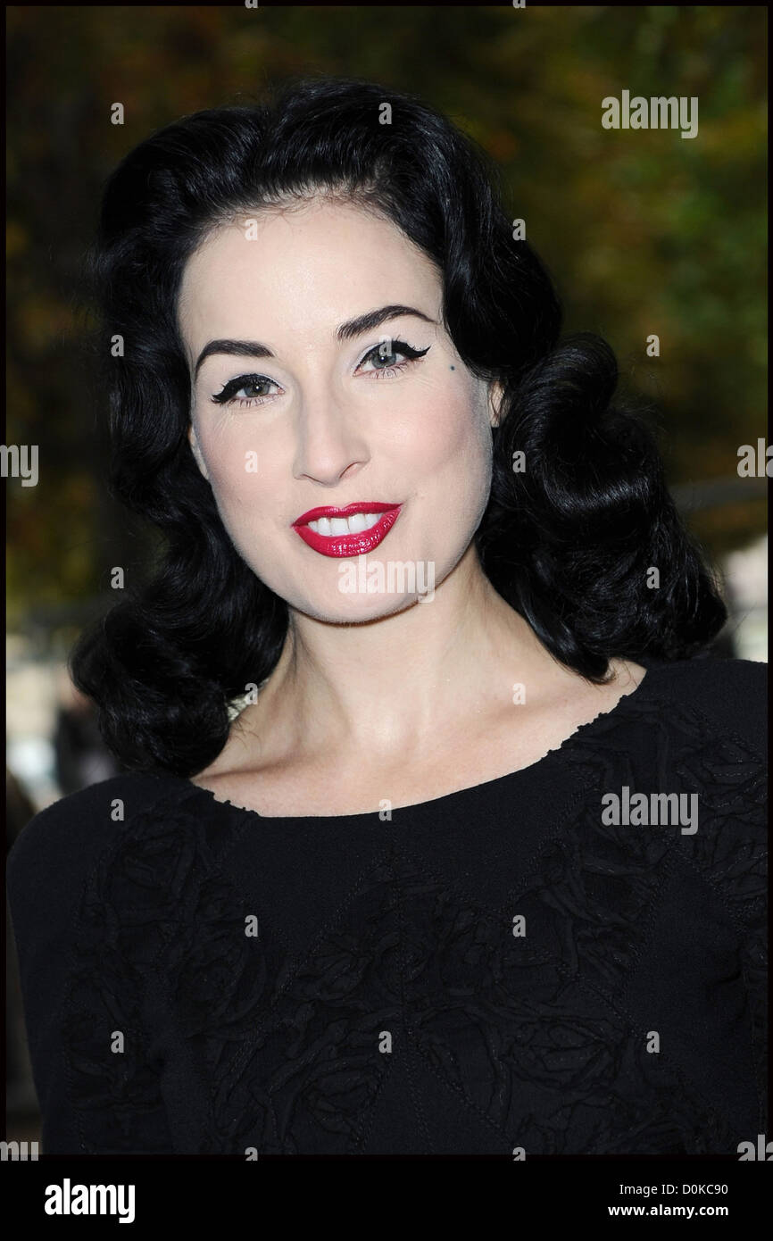 منطقيا سرادق خيال استوعب مع السلامة رودي dita von teese arrives for the elie  saab ready to wear spring summer 2011 show - fuhaosidney.com